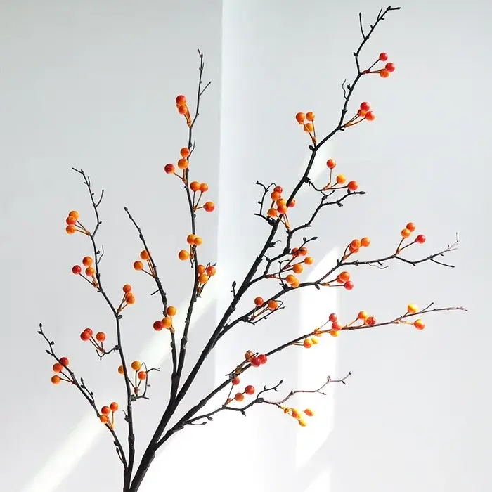 Plantes artificielles réalistes de 110CM pour la décoration de la maison et de l'hôtel avec baies ro