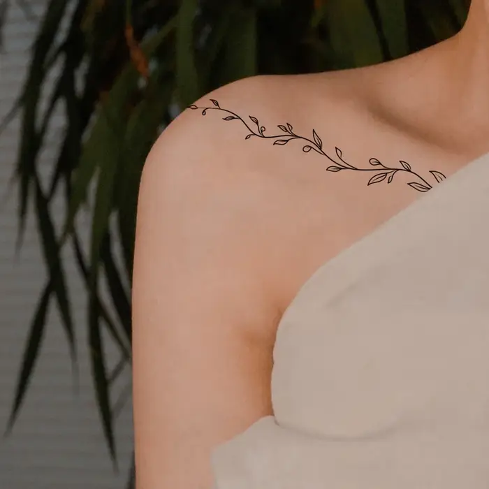 1 autocollant de tatouage temporaire noir motif fleur, plantes et fleurs, pour femmes, art corporel, imperméable, faux tatouage main