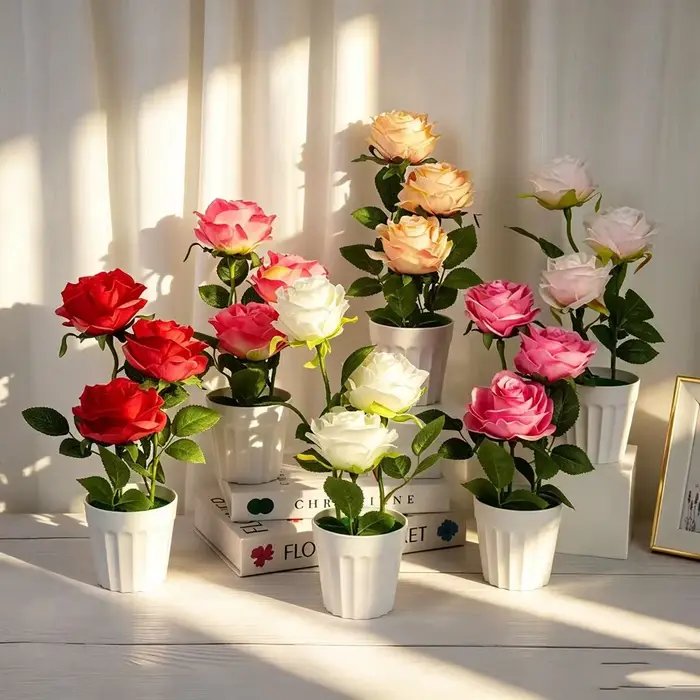 Plantes artificielles en pot