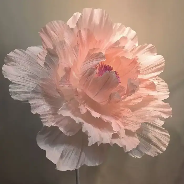 Crêpe géante artificielle en papier