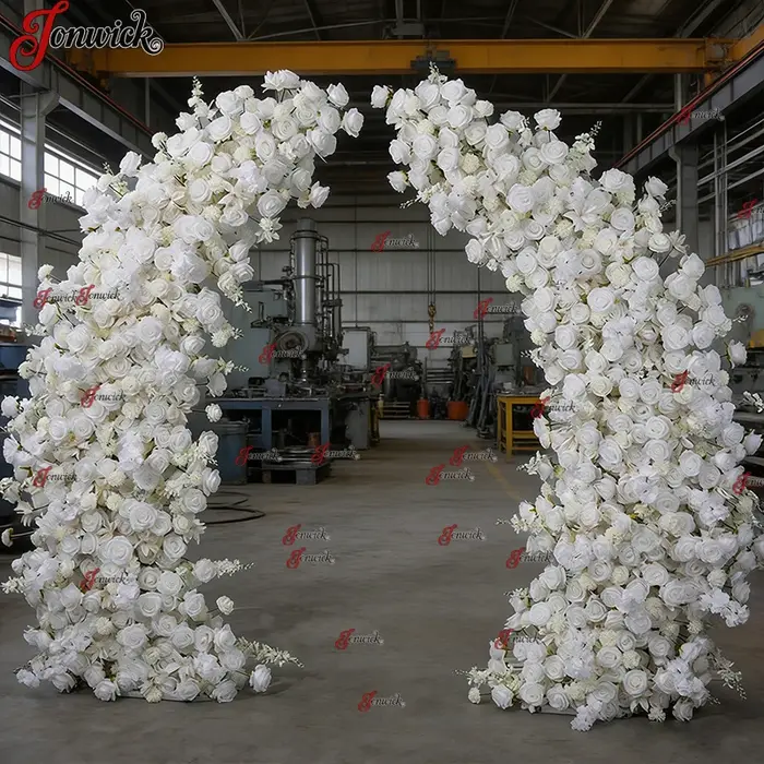 Arche de fleurs artificielles décorative