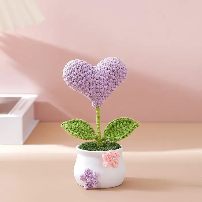 Plantes artificielles en pot en forme de cœur accrochées à la main - Sélection de décoration de maison et de cadeaux
