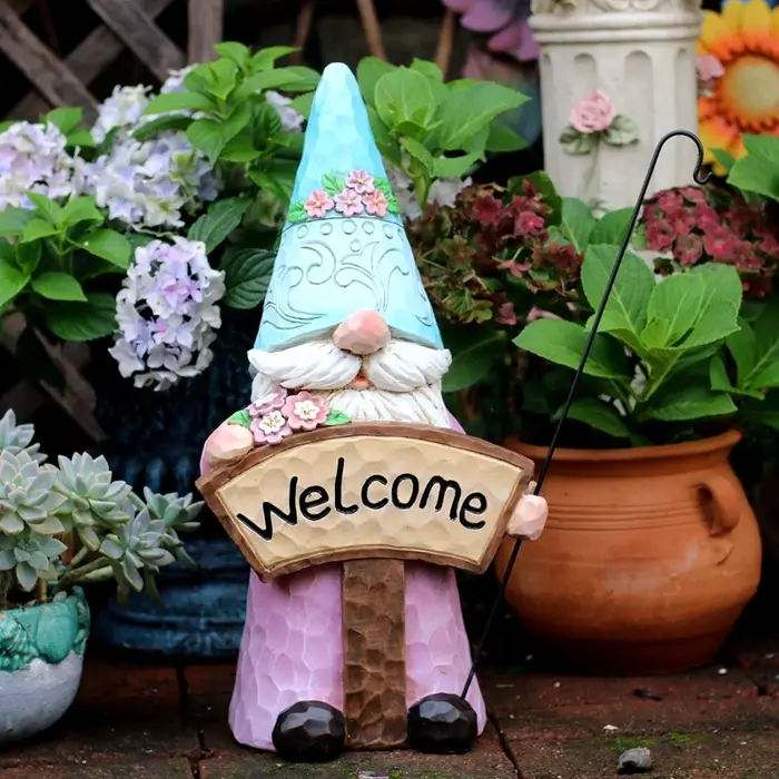 Statue de jardin Gandalf avec panneau de bienvenue, décor de balcon extérieur, Figurine de Gnome fantaisiste tenant une bobine d'encens, ornement de cour Unique