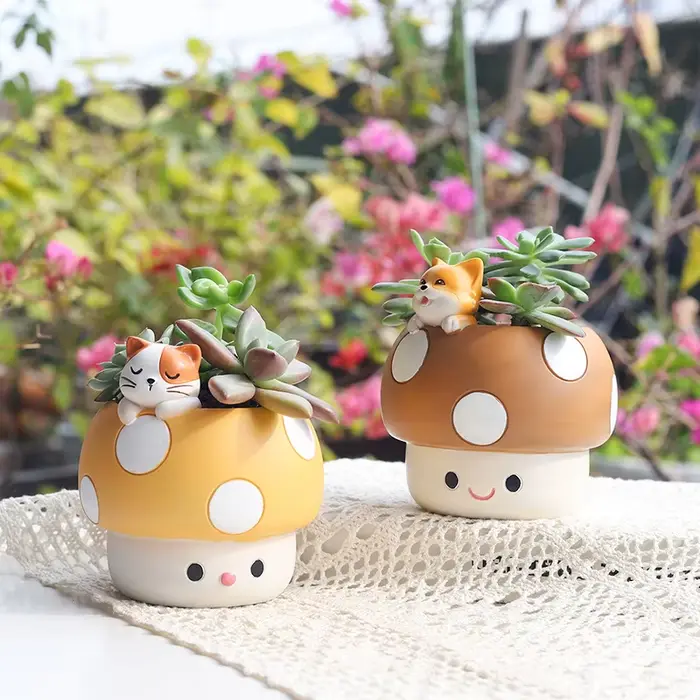 Pot de plantes succulentes en forme de champignon créatif