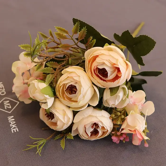 Fleurs artificielles vintages rose thé en soie