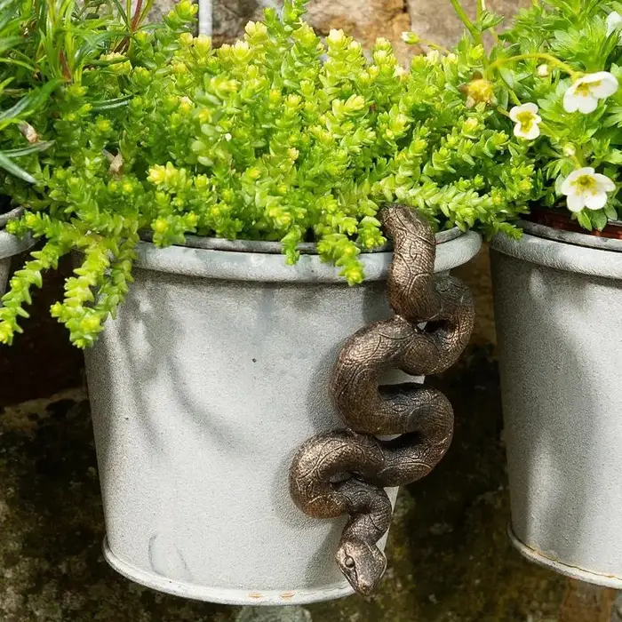 1 pièce Sculpture en résine de serpent à tête en bas, ornement de pot de plante pour jardin et maison, figurines d'animaux réalistes, décoration d'intérieur