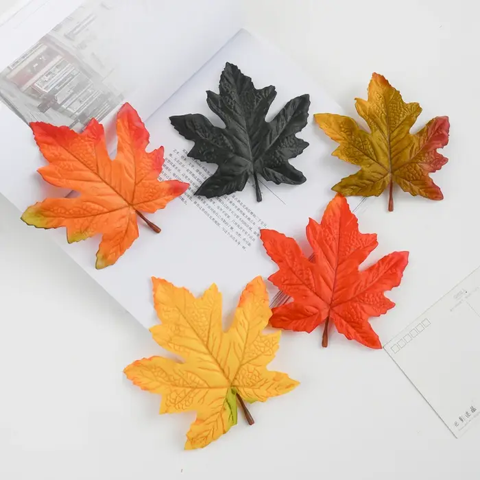 50/100PC Plantes Artificielles En Soie Feuille D'érable Halloween Jour Des Morts De Noël Decora Accueil Mariage Scrapbooking BRICOLAGE Haute Qualité
