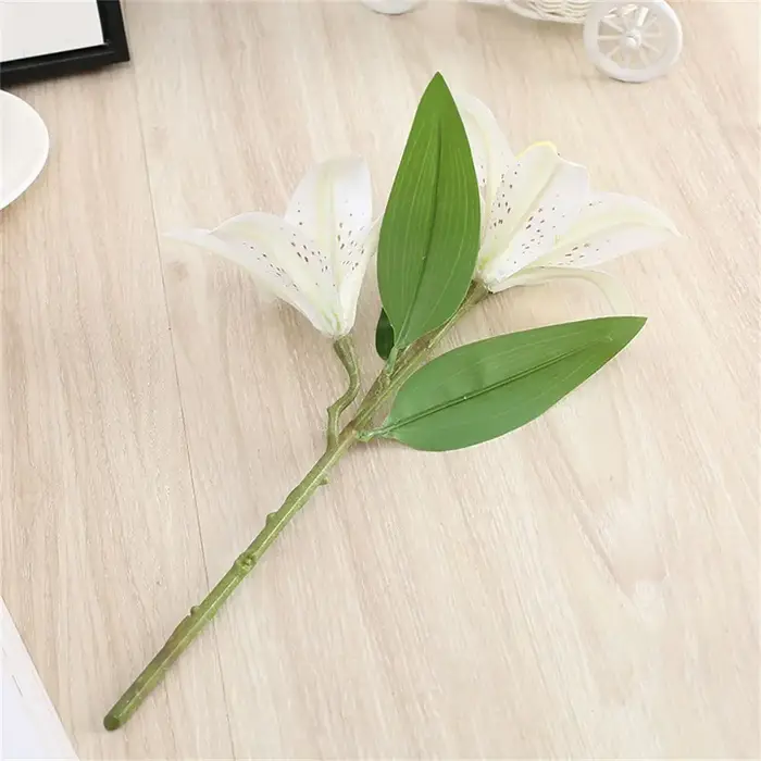 Lys artificiel pour décoration de mariage