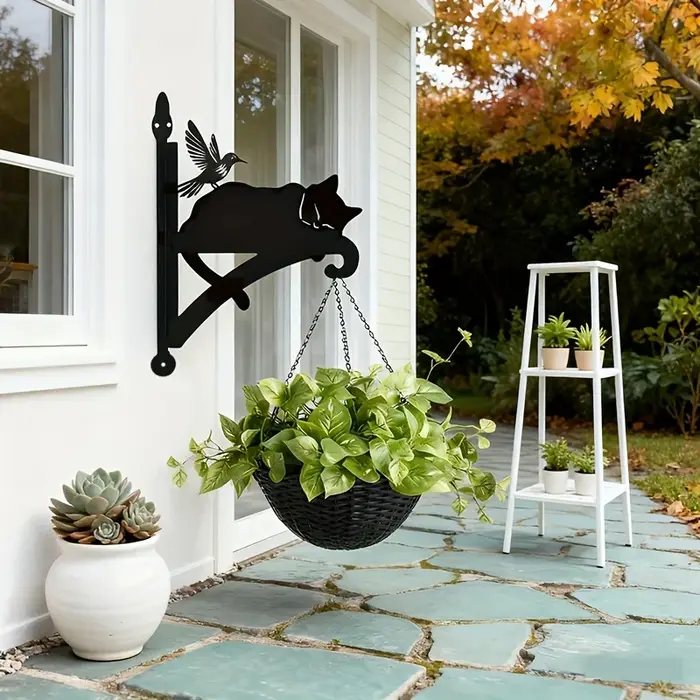 Un support de plante en fer robuste