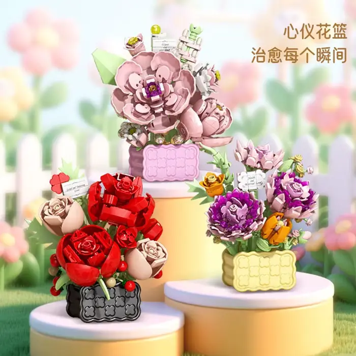 Panier de fleurs éternelles roses