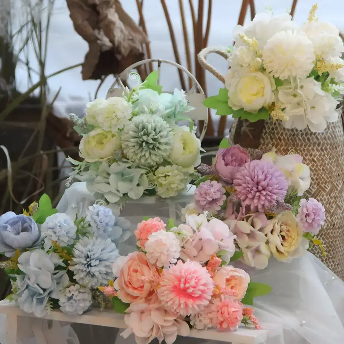 Pivoine bleu ciel fausses fleurs hortensia