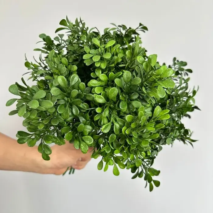 8 pièces de plantes artificielles en plastique