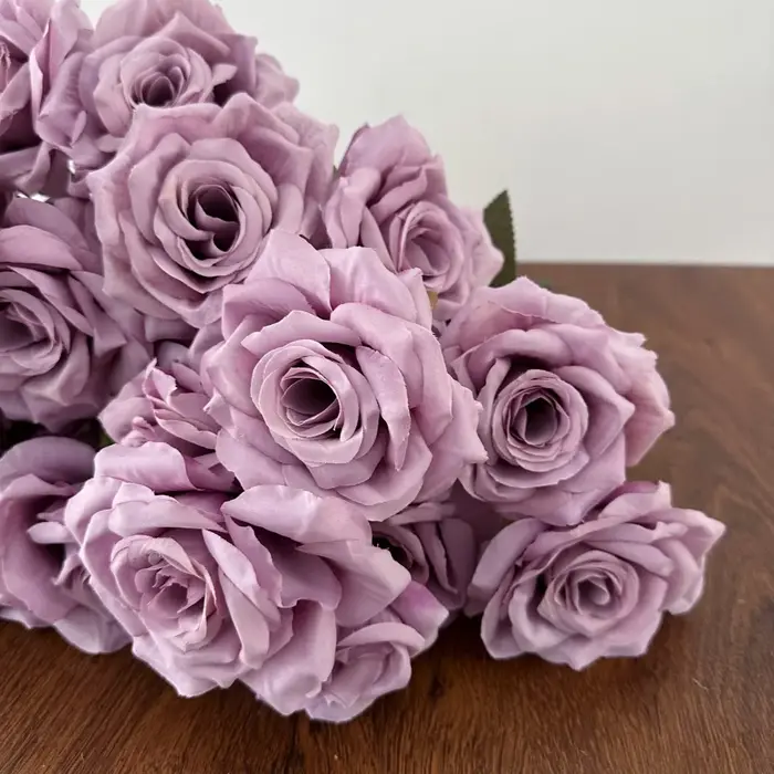 Roses artificielles en soie à 9 têtes