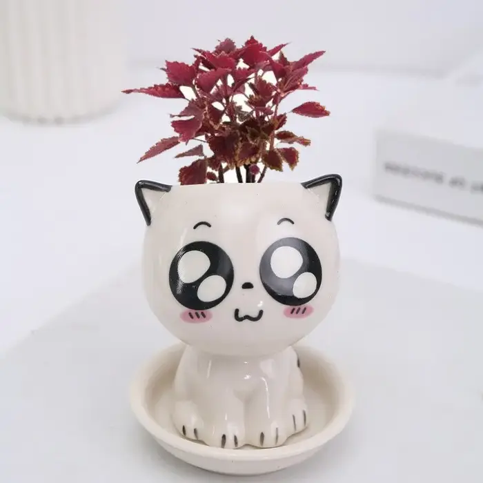 Pot de fleurs en céramique en forme de chat