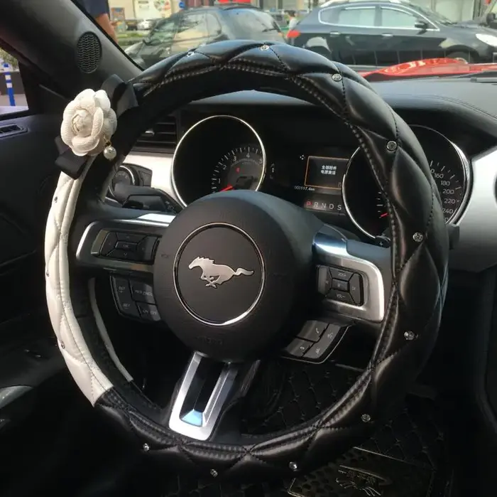 Accessoires d'intérieur de voiture fleur de camélia