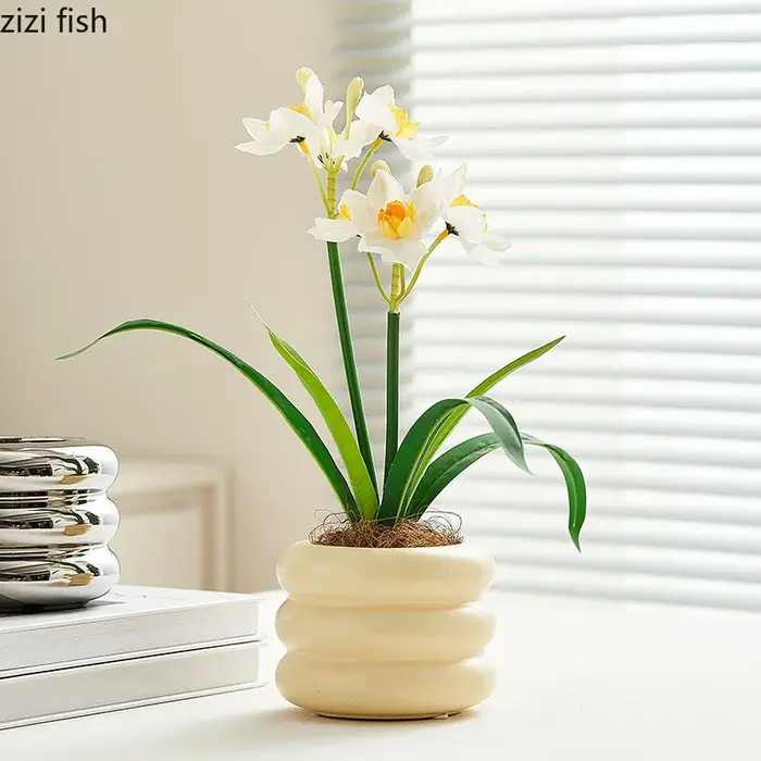 Pot de fleur en céramique matut créatif