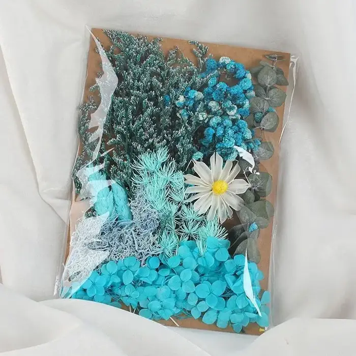 Kit de Matériaux DIY pour Artisanat Floral : Fleurs Séchées Réalistes et Multicolores pour Bougies, 