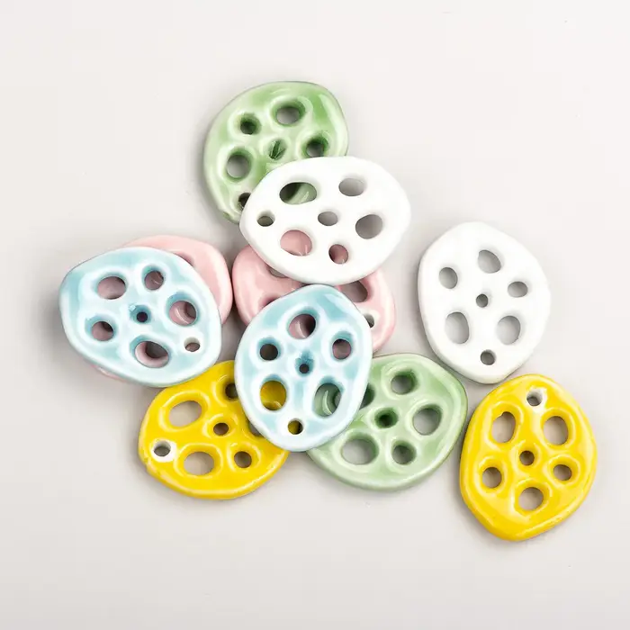 37 # Pendentif en céramique de racine de Lotus multicolore