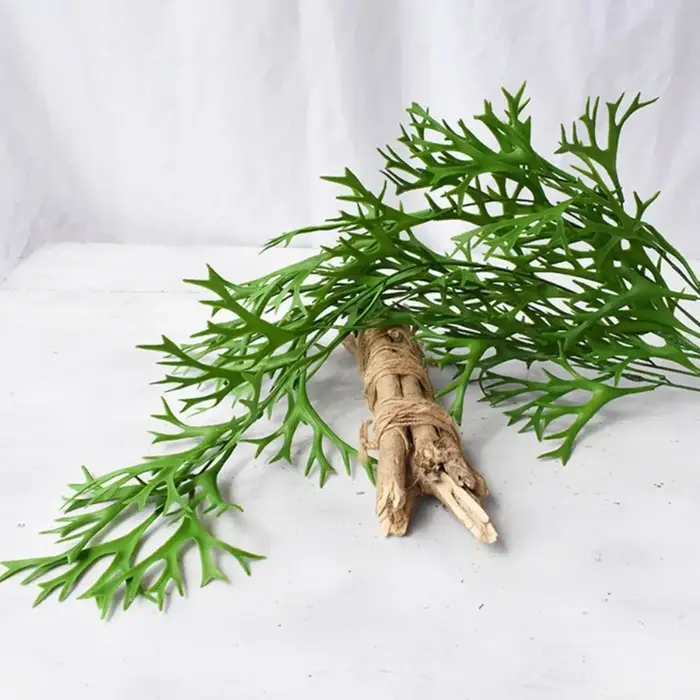 Plantes artificielles de 80 cm, fougères de cerf en plastique, feuilles réalistes, plantes artificielles suspendues au mur