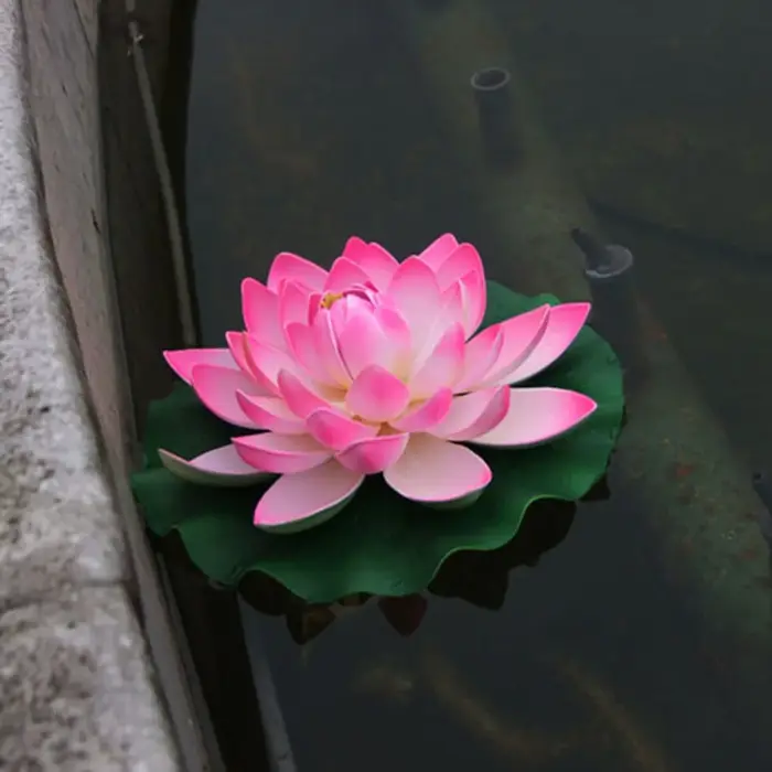 Grandes fleurs de lotus artificielles flottantes pour étangs - Décorations réalistes de nénuphars de 28 cm en blanc, rose, bleu, jaune