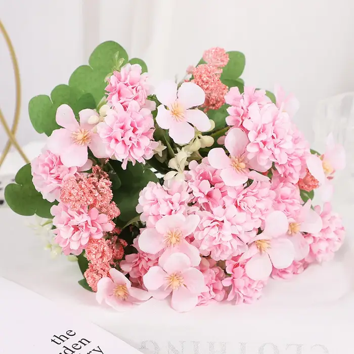 Bouquet de Roses Artificielles