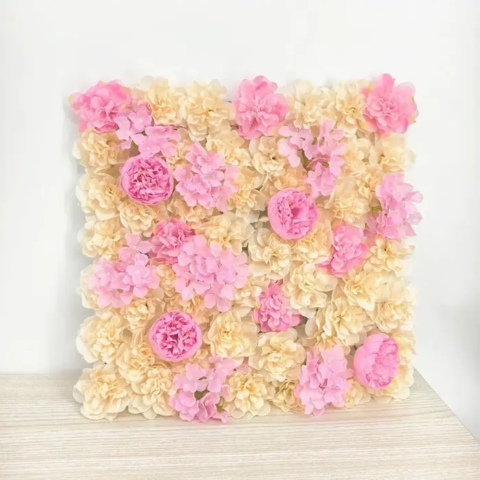Boule de fleurs de pivoine artificielle brodée