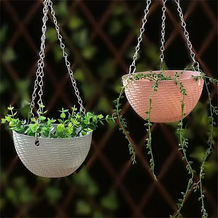 2 pots de fleurs suspendus