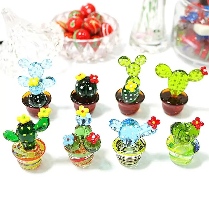 Figurines d'Auckland en verre de Murano faites à la main