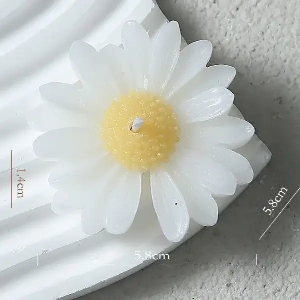 Bougies colorées en forme de marguerite, bougies parfumées florales faites à la main pour la décorat