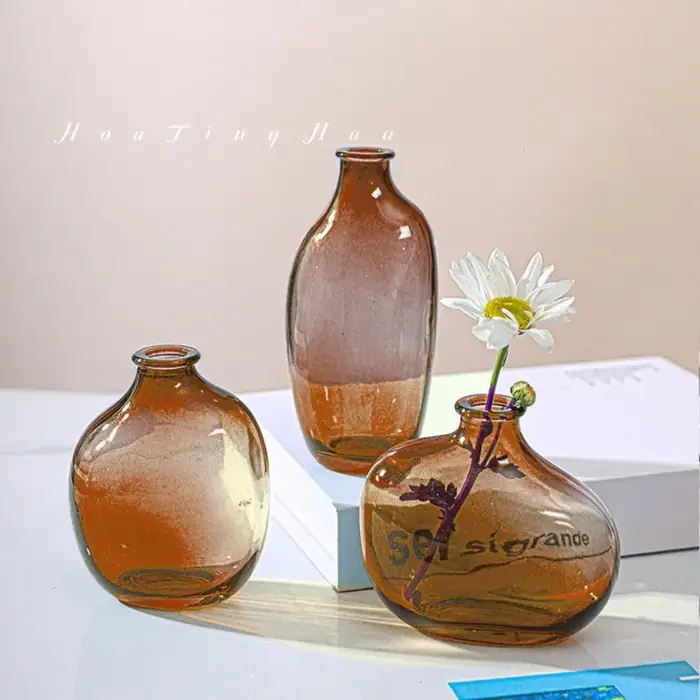 Vase à fleurs rétro tendance en verre