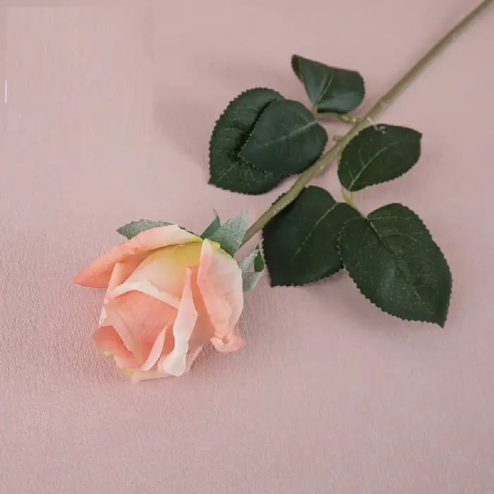 Fausse fleur en latex hydratante au toucher réel