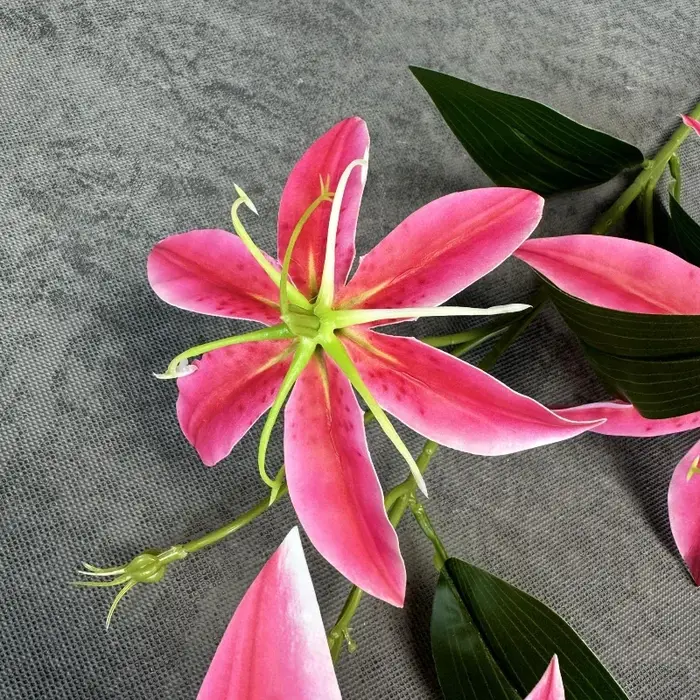 Simulation de lys PU, fausses fleurs