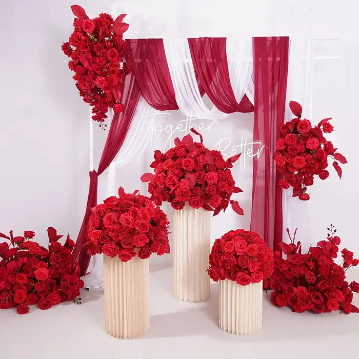 Boule de fleur de baies de Rose rouge