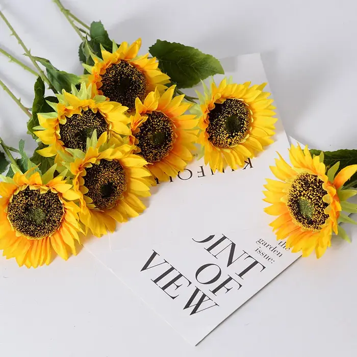 Fleur de tournesol artificielle très réaliste
