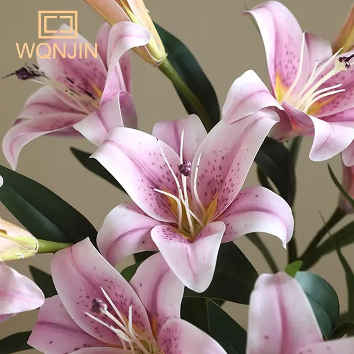 Fleur de simulation de lys en PVC