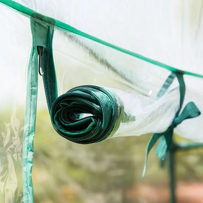Couvertures de plantes en PVC