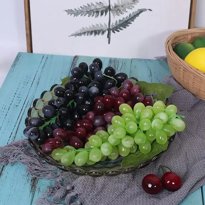 Bouquets de raisins artificiels