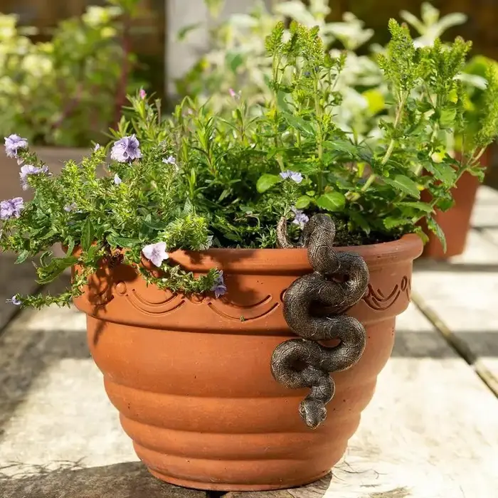 1 pièce Sculpture en résine de serpent à tête en bas, ornement de pot de plante pour jardin et maison, figurines d'animaux réalistes, décoration d'intérieur