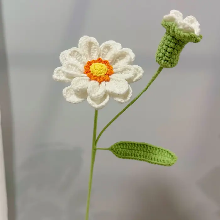 Bouquet de fleurs tricotées mignonnes