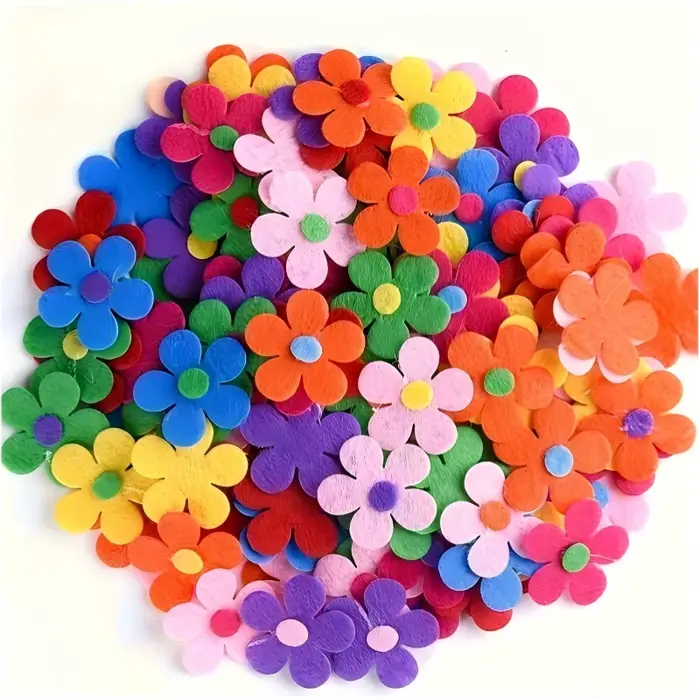 95 fleurs en feutre colorées