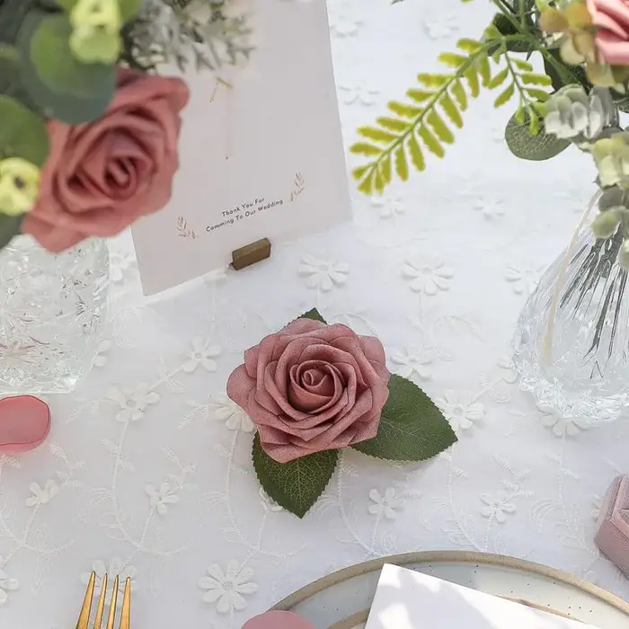 Fausses Fleurs Artificielles en Mousse avec Tiges