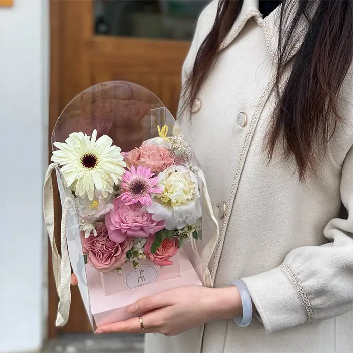 Nouvelle boîte d'emballage pour fleurs roses