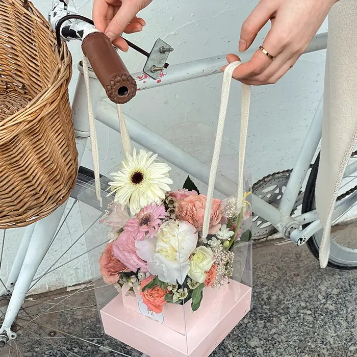 Nouvelle boîte d'emballage pour fleurs roses