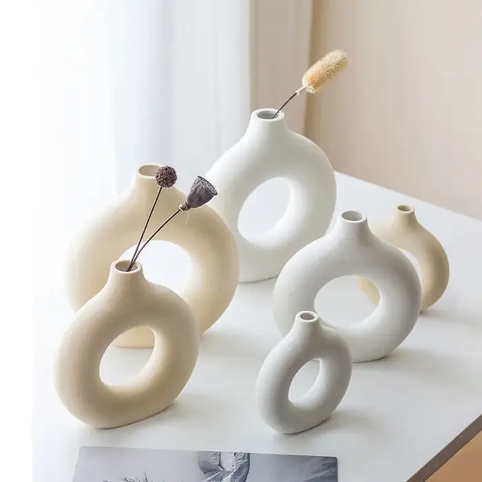 Pot de fleur en céramique creux circulaire nordique