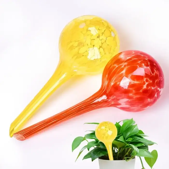 Boule d'arrosage automatique en verre pour plantes colorées