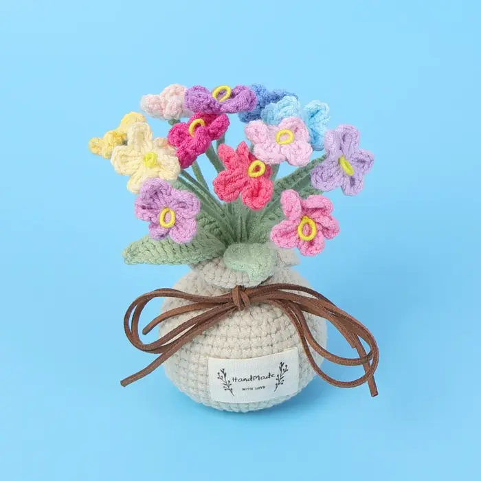 Pot de fleurs mignon tissé à la main