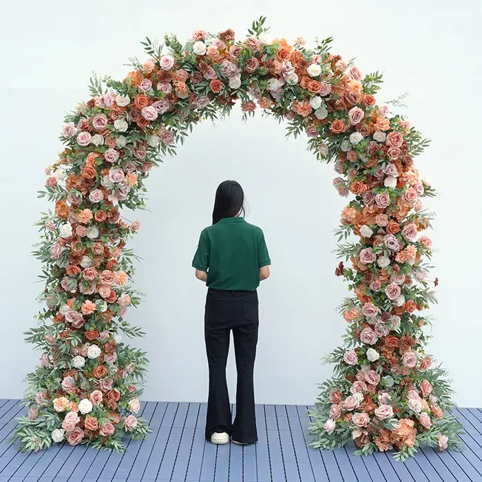 Rose marron Rose verdure fleur rangée décor arc cadre église mariage toile de fond Arrangement Floral en plein air événement scène accessoires H8787