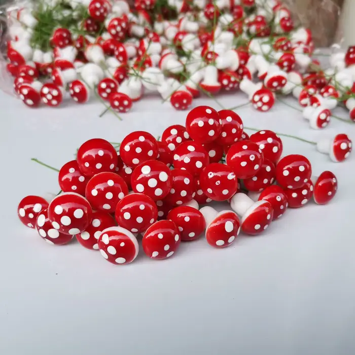Mini plante bonsaï en pot rouge pour décoration de jardin