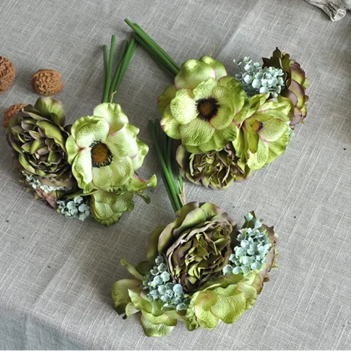 Bouquet d'anémone en soie bleue