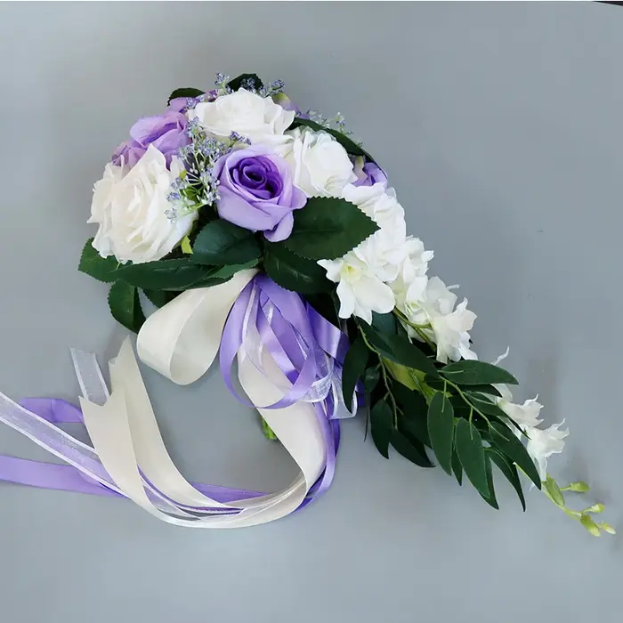 Fleur artificielle de bouquet de roses de goutte d'eau de mariée de cascade exquise